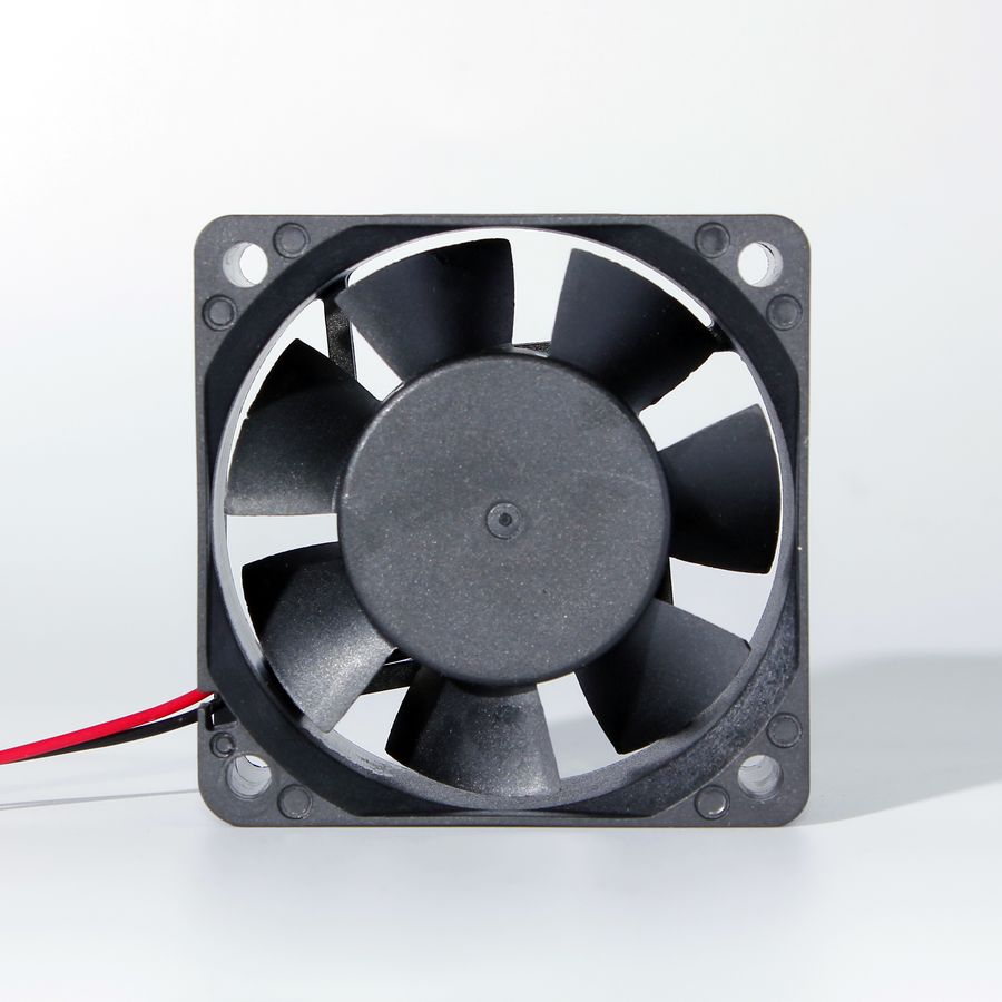 60x60x25 mm DC axial fan